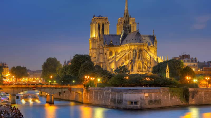 loc-notre-dame-de-paris